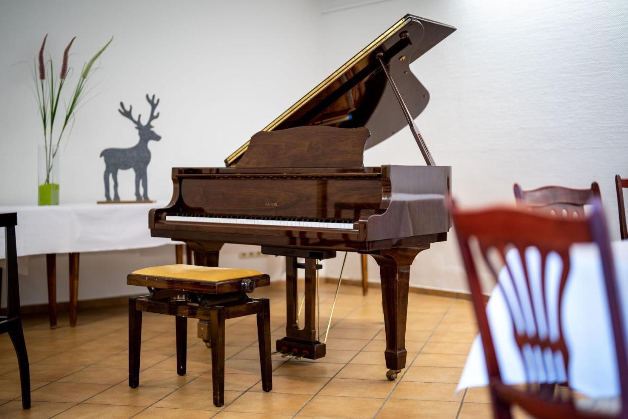 Hotel Reussischer Hof Schmölln المظهر الخارجي الصورة