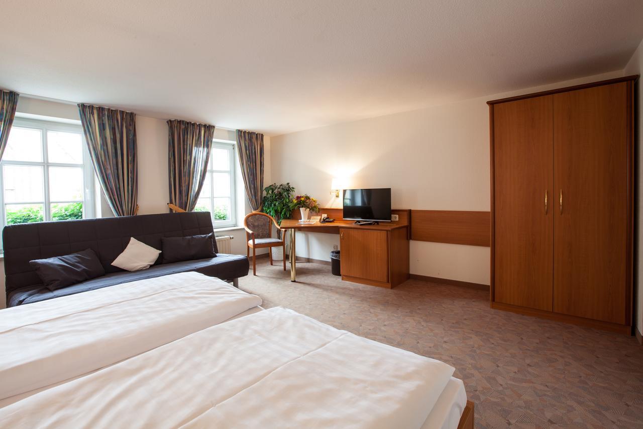 Hotel Reussischer Hof Schmölln المظهر الخارجي الصورة